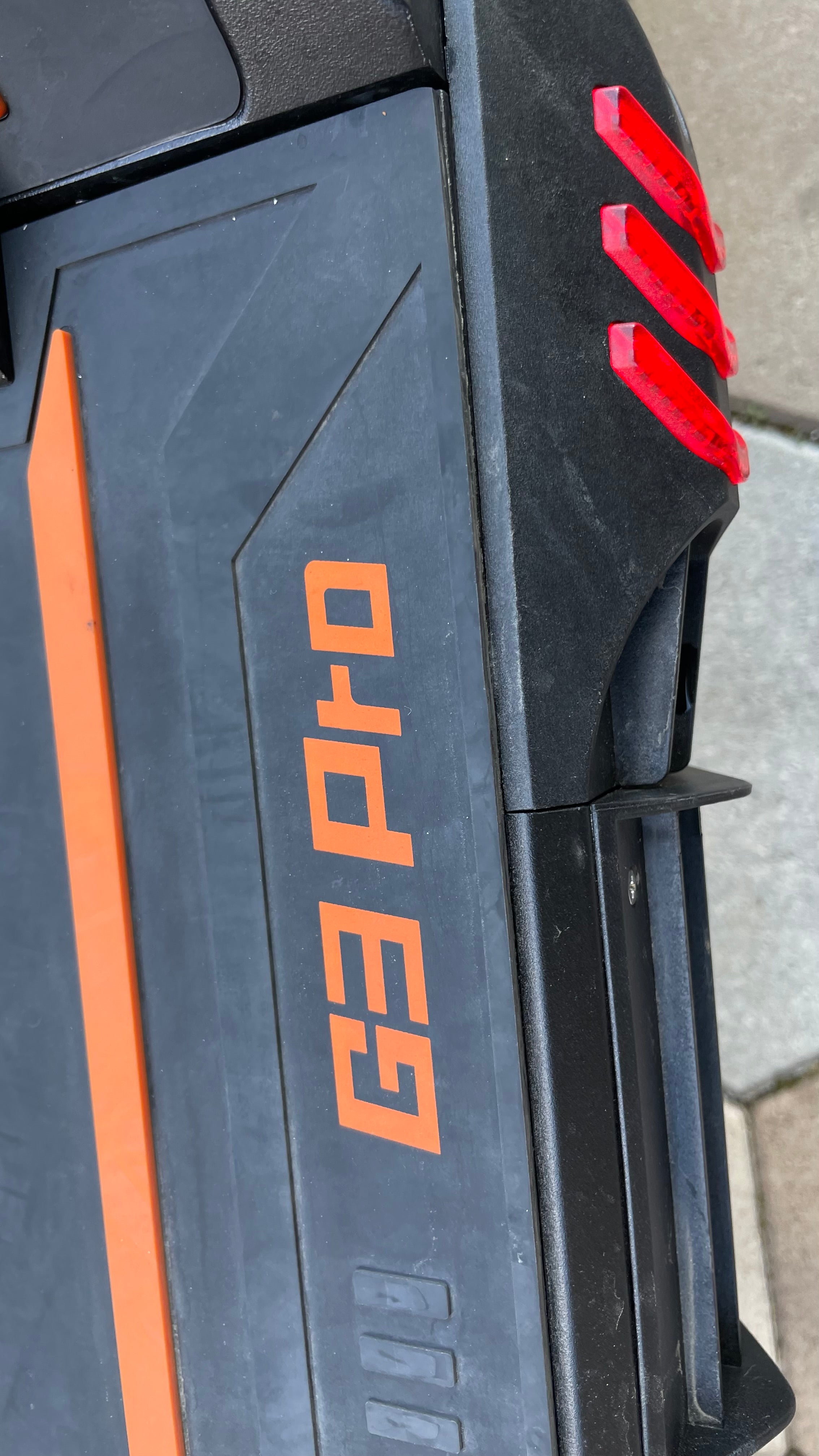 Használt KuKirin G3 PRO elektromos roller (Kiváló állapot)